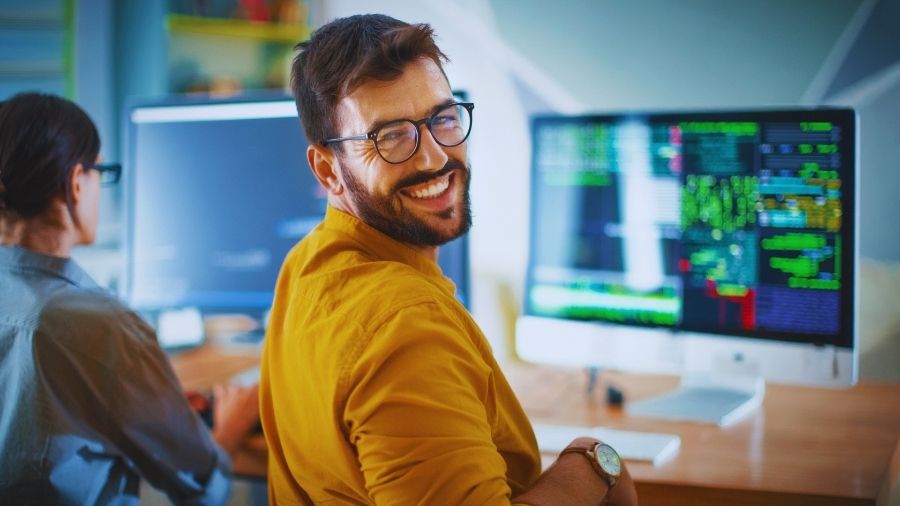 Beyond Availability – The Strategic Benefits of Outsourcing