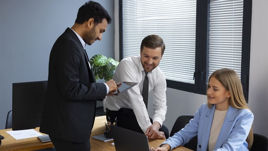 How Companies Hire Employees in Dubai Without Delays