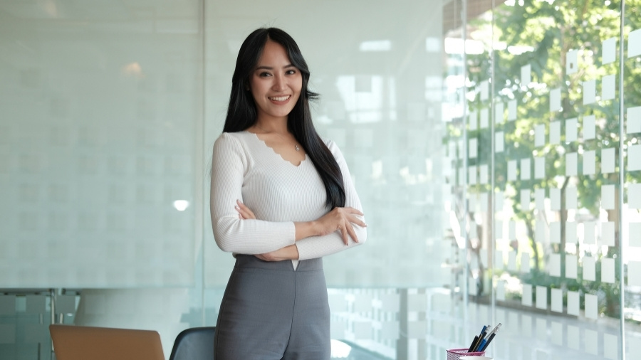 Pressuring Candidates to Act Quickly